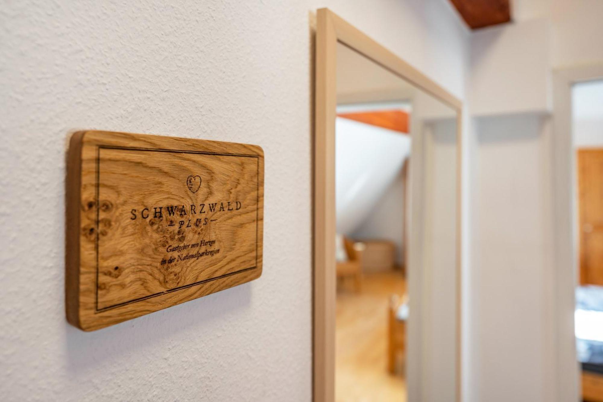 Appartamento Schwarzwaldnest Bad Wildbad Esterno foto