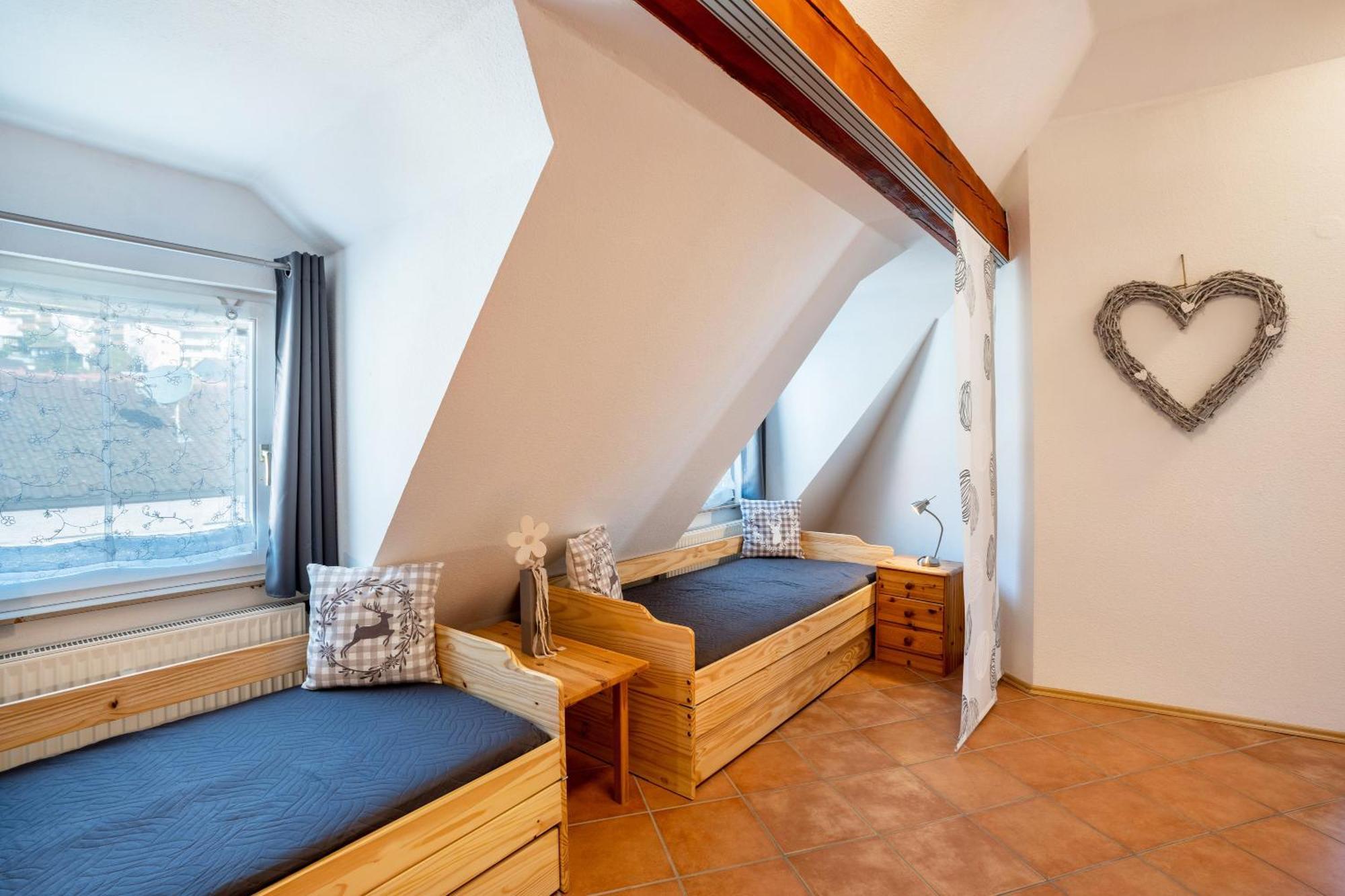 Appartamento Schwarzwaldnest Bad Wildbad Esterno foto